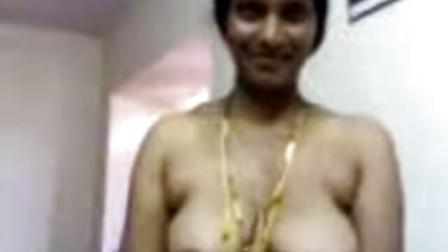 Sexy babe avec énorme gros cul juteux video amat gratos