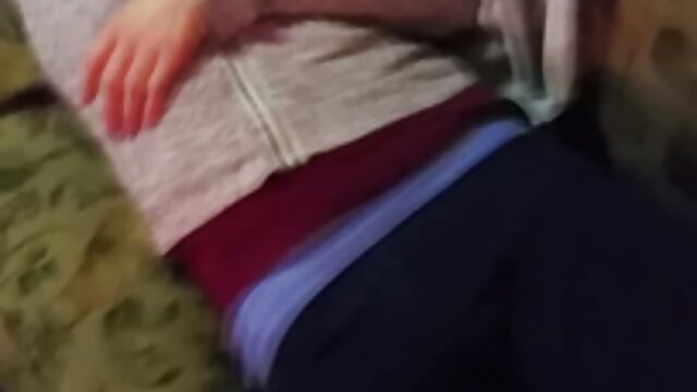 De vraies filles nues capturées par sex xxl gratis des caméras cachées
