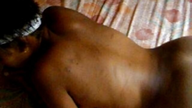Un vieil homme a de la chance avec une video porno sex tukif jeune brune