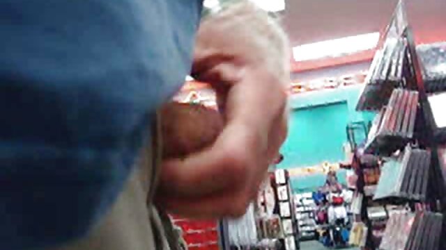 Big Cock Alex Legend video sexe amateurgratuit laboure sa bite dans Alexia Vosse tatouée